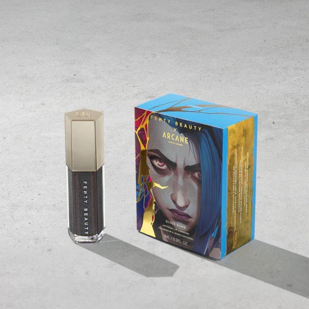 Fenty Beauty Gloss Bomb in Kaboom